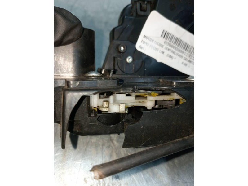 Recambio de motor cierre centralizado delantero derecho para ford focus lim. (cb4) referencia OEM IAM   