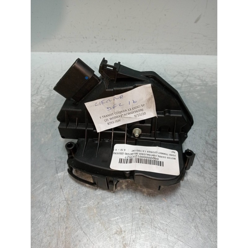 Recambio de motor cierre centralizado delantero izquierdo para ford transit courier 1.5 tdci cat referencia OEM IAM 921755106 BM