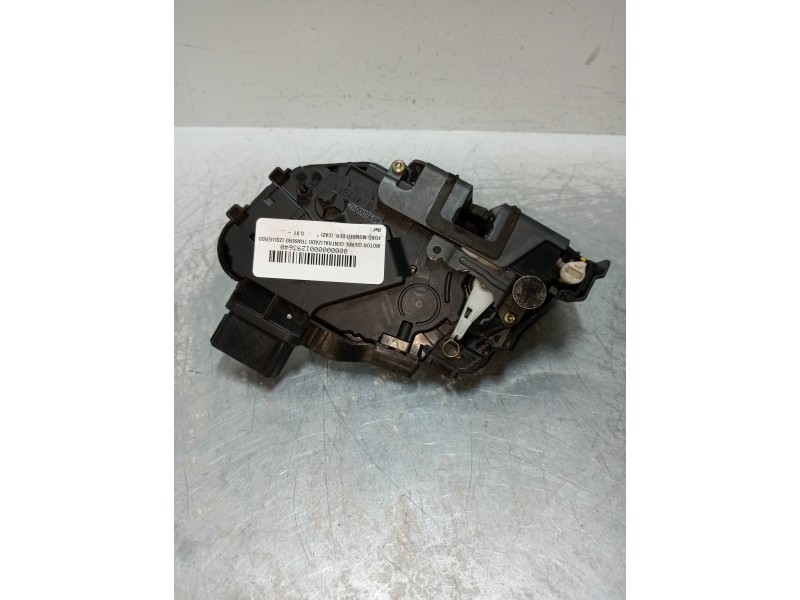 Recambio de motor cierre centralizado trasero izquierdo para ford mondeo ber. (ca2) referencia OEM IAM 4M5AA26413EB  4P
