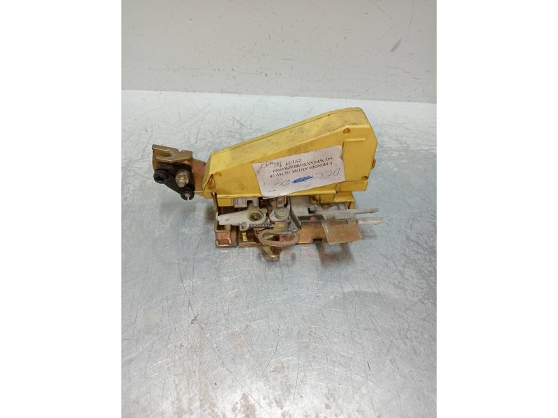 Recambio de motor cierre centralizado delantero derecho para ford mondeo berlina/familiar (fd) 1.8 16v cat referencia OEM IAM   