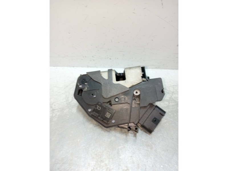 Recambio de motor cierre centralizado delantero derecho para ford c-max (ceu) trend referencia OEM IAM 40644138 AM5AU21812BE 5P