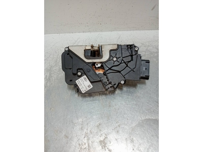 Recambio de motor cierre centralizado trasero derecho para ford c-max (ceu) trend referencia OEM IAM 917048108 AM5AU26412CH 5P