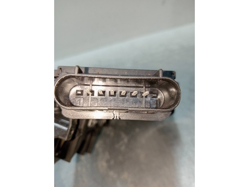 Recambio de motor cierre centralizado trasero izquierdo para ford c-max (ceu) trend referencia OEM IAM 917045105 AM5AU26413CH 5P