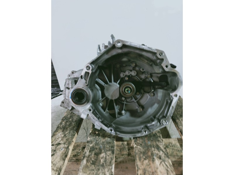 Recambio de caja cambios para kia rio (yb) 1.2 cat referencia OEM IAM 7TE6LD 200417 5V