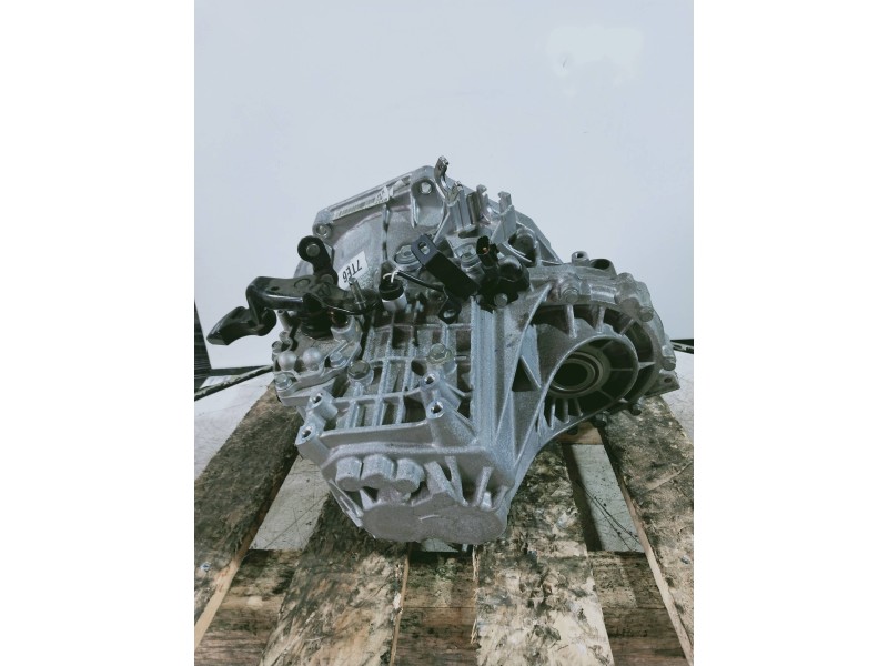 Recambio de caja cambios para kia rio (yb) 1.2 cat referencia OEM IAM 7TE6LD 200417 5V