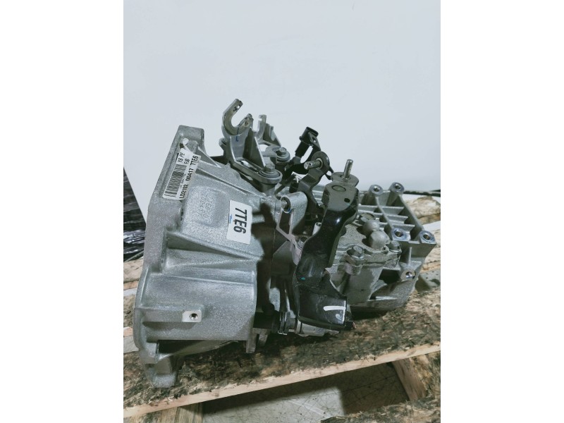 Recambio de caja cambios para kia rio (yb) 1.2 cat referencia OEM IAM 7TE6LD 200417 5V