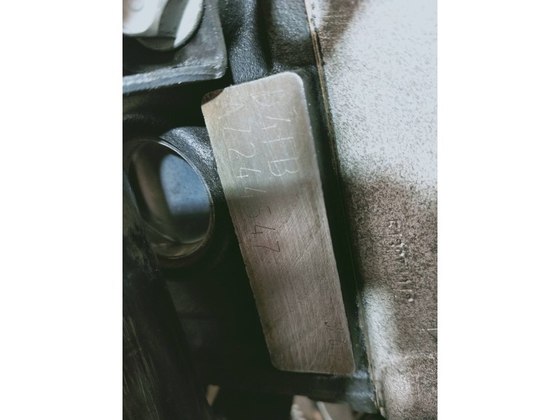 Recambio de motor completo para kia cee´d emotion referencia OEM IAM D4FB A7244547 BOSCH