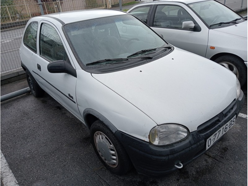 opel corsa b del año 1996