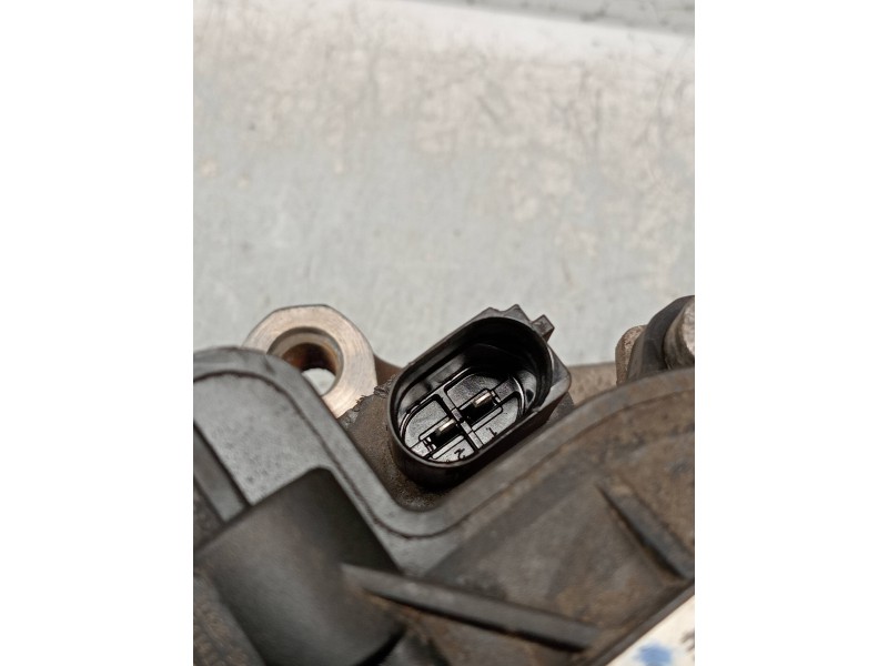 Recambio de pinza freno trasera derecha para audi a3 sedán(8vs) attraction referencia OEM IAM 5Q0615406CK  