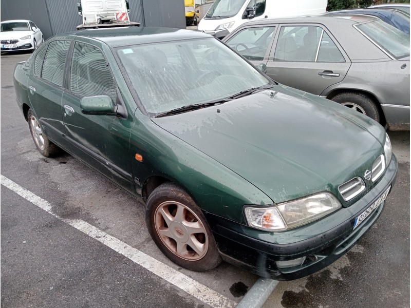 nissan primera berlina (p11) del año 1999