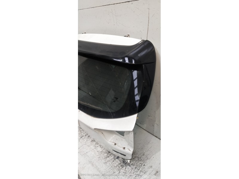 Recambio de porton trasero para kia rio (yb) 1.2 cat referencia OEM IAM   