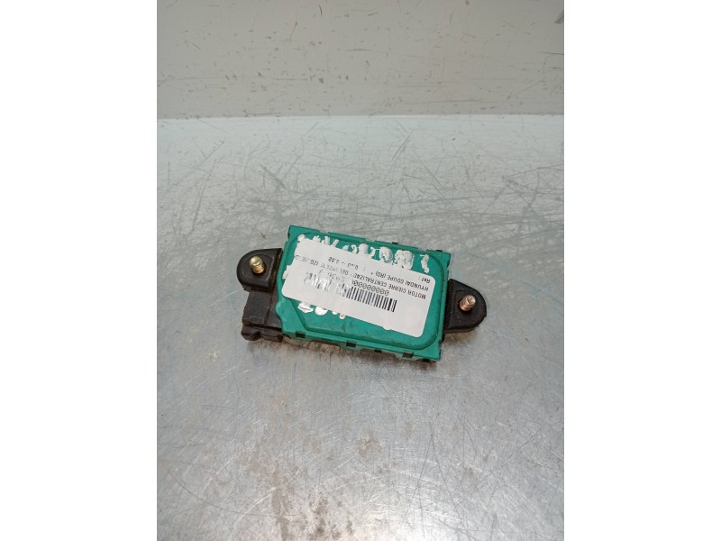 Recambio de motor cierre centralizado delantero izquierdo para hyundai coupe (rd) referencia OEM IAM   3P