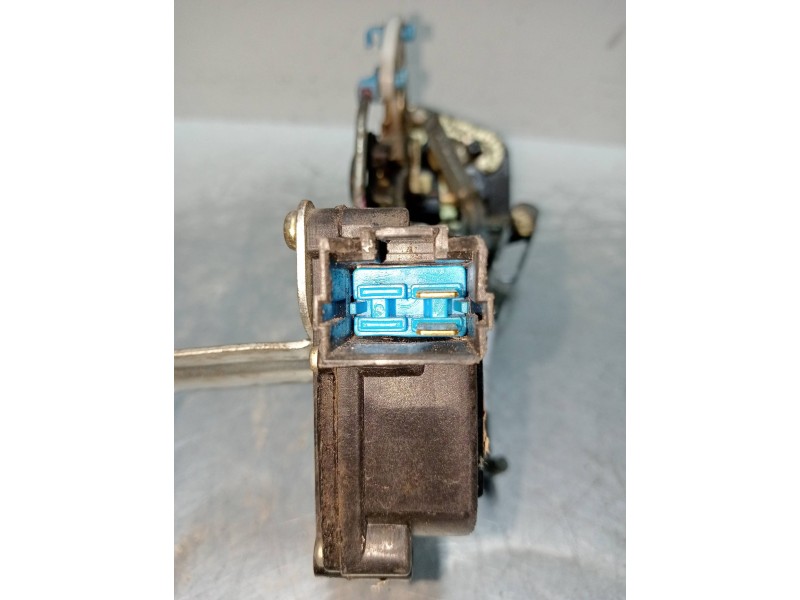 Recambio de motor cierre centralizado trasero izquierdo para hyundai accent (lc) gl 5p referencia OEM IAM   5P