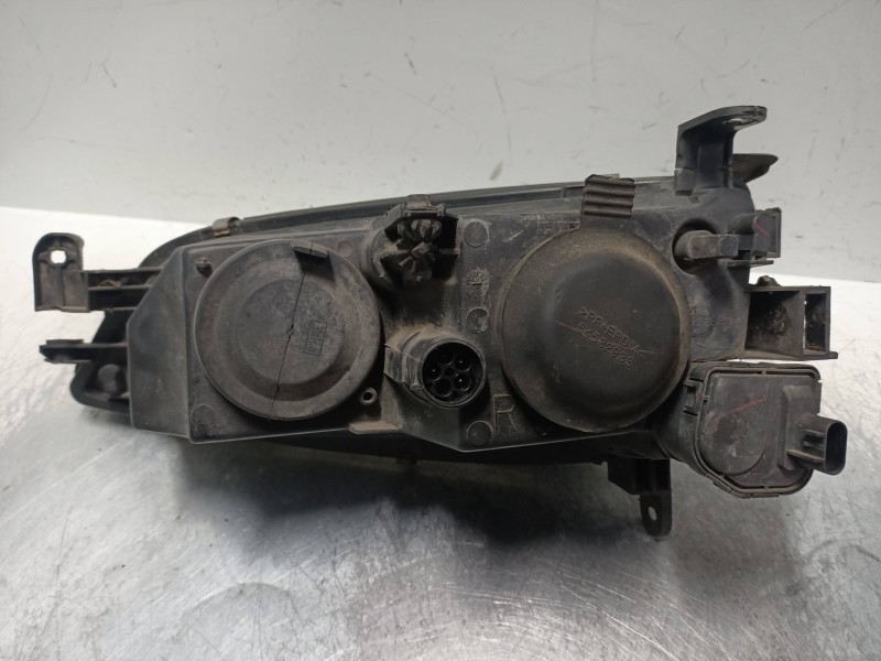 Recambio de faro derecho para opel vectra b berlina 1.7 turbodiesel (17 dt / lu8) referencia OEM IAM   