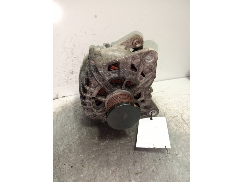 Recambio de alternador para renault megane iii berlina 5 p dynamique referencia OEM IAM 8200849752C  