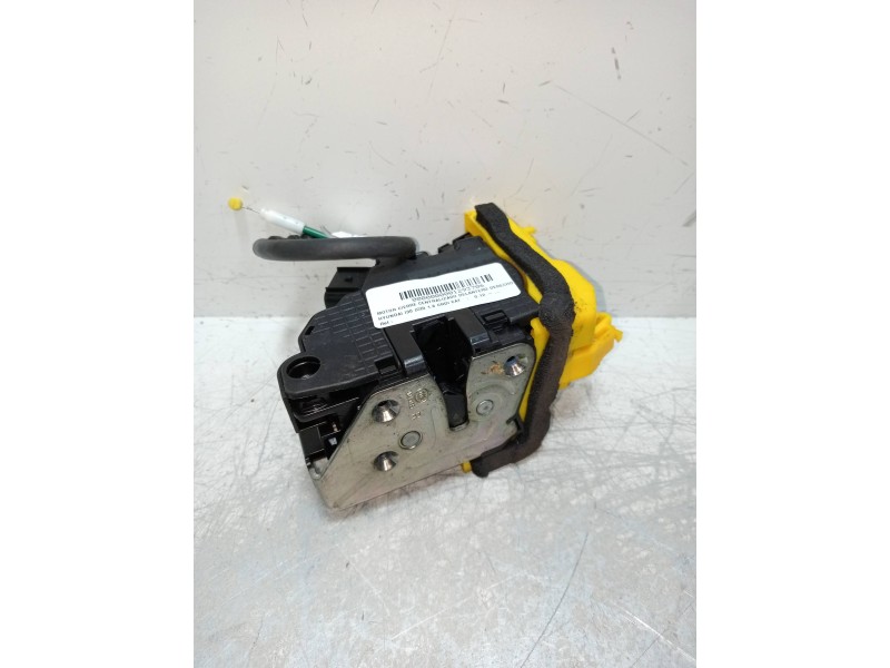 Recambio de motor cierre centralizado delantero derecho para hyundai i30 (gd) 1.6 crdi cat referencia OEM IAM 81320A6110  5P