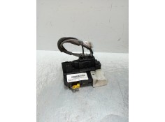 Recambio de motor cierre centralizado delantero izquierdo para hyundai i20 1.2 cat referencia OEM IAM A045035 3P 3P 2