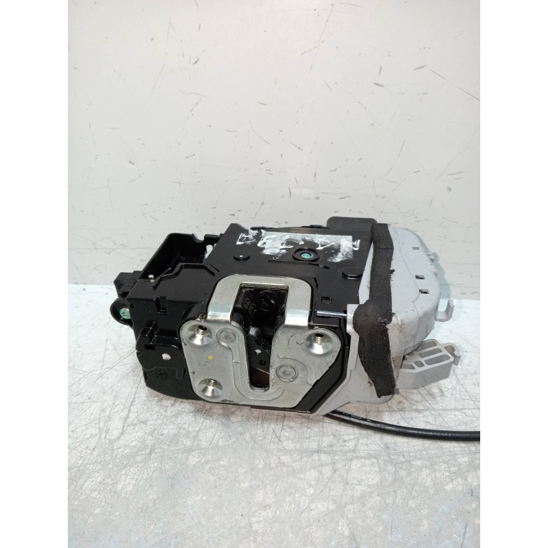 Recambio de motor cierre centralizado delantero derecho para hyundai ix20 1.4 cat referencia OEM IAM 813201K020  5P