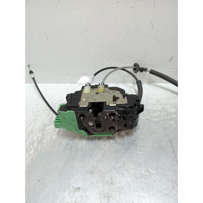Recambio de motor cierre centralizado trasero izquierdo para hyundai i30 1.6 crdi cat referencia OEM IAM   5P