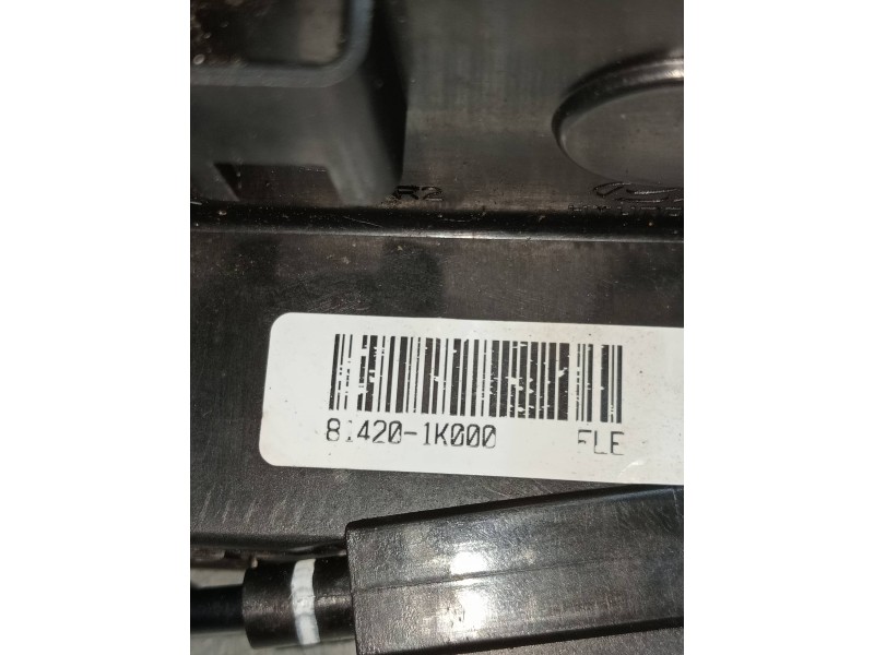 Recambio de motor cierre centralizado trasero derecho para hyundai ix20 1.4 cat referencia OEM IAM 814201K000  5P