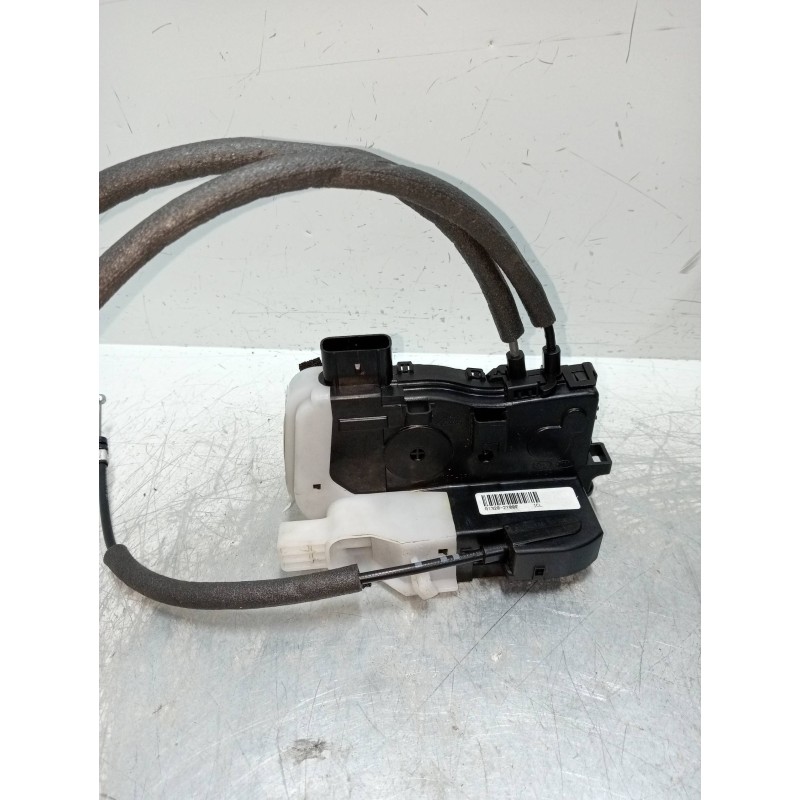 Recambio de motor cierre centralizado delantero derecho para hyundai ix35 1.7 crdi cat referencia OEM IAM 813202Y000  5P