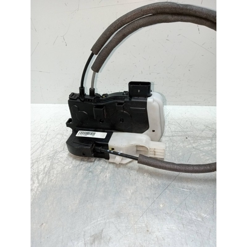 Recambio de motor cierre centralizado delantero izquierdo para hyundai ix35 1.7 crdi cat referencia OEM IAM 813102Y000  5P