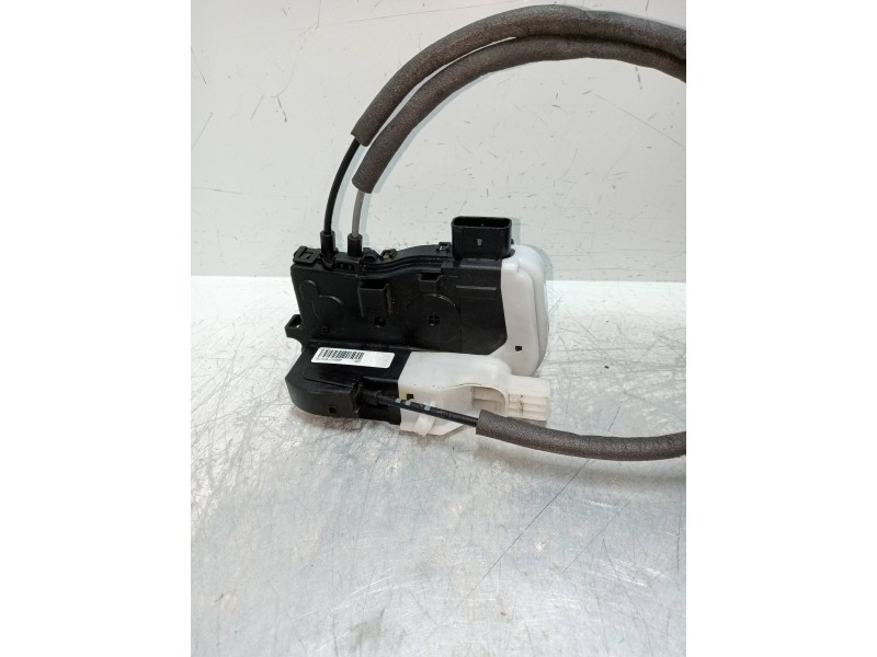 Recambio de motor cierre centralizado delantero izquierdo para hyundai ix35 1.7 crdi cat referencia OEM IAM 813102Y000  5P