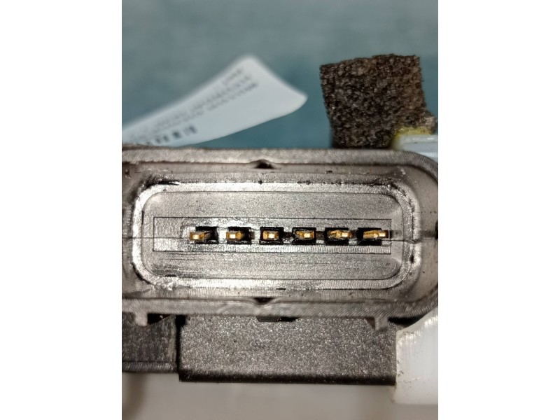 Recambio de motor cierre centralizado delantero izquierdo para hyundai ix35 1.7 crdi cat referencia OEM IAM 813102Y000  5P