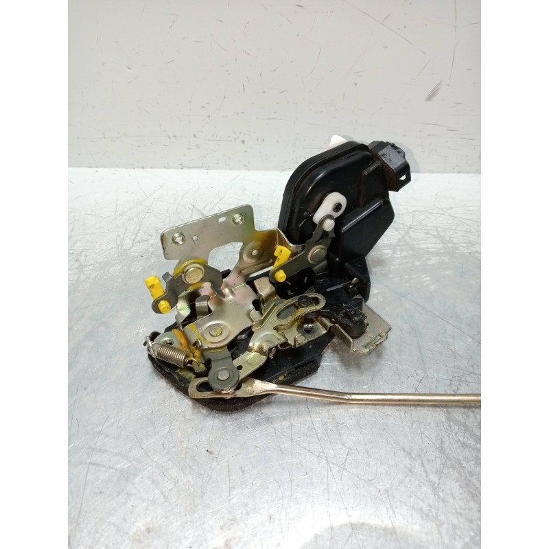 Recambio de motor cierre centralizado delantero derecho para hyundai santa fe (sm) 2.0 crdi cat referencia OEM IAM   5P