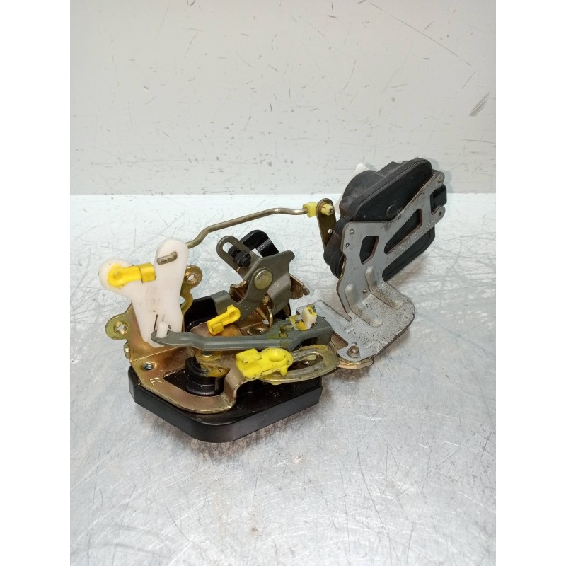 Recambio de motor cierre centralizado trasero derecho para hyundai santa fe (sm) 2.0 crdi cat referencia OEM IAM   5P