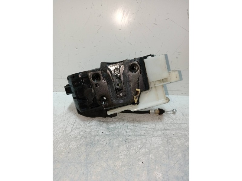 Recambio de motor cierre centralizado delantero derecho para hyundai sonata (nf) 2.4 referencia OEM IAM   4P