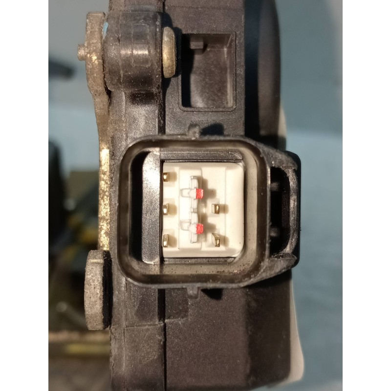 Recambio de motor cierre centralizado trasero derecho para hyundai tucson (jm) 2.0 crdi comfort (4wd) referencia OEM IAM   5P