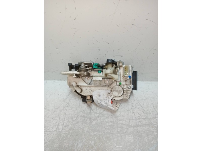 Recambio de motor cierre centralizado delantero izquierdo para jeep compass 2.4 16v cat referencia OEM IAM 04589409AD  5P