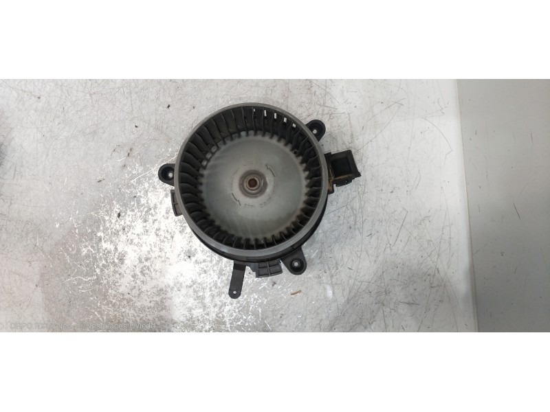 Recambio de motor calefaccion para toyota proace verso compact shuttle referencia OEM IAM 5P1330400  