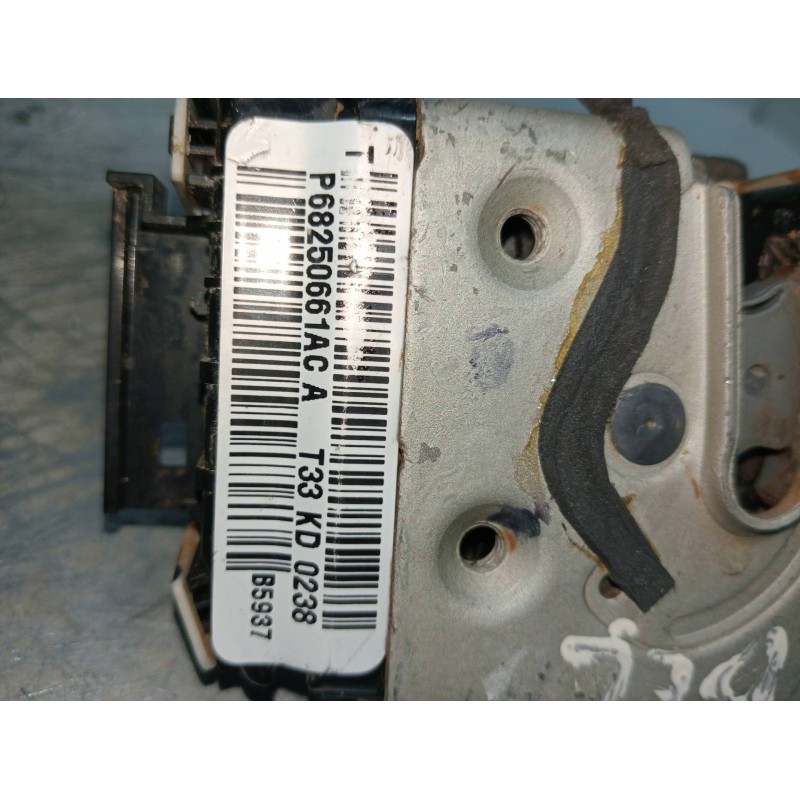 Recambio de motor cierre centralizado delantero izquierdo para jeep gr.cherokee (wk) 3.0 crd limited referencia OEM IAM P6825066