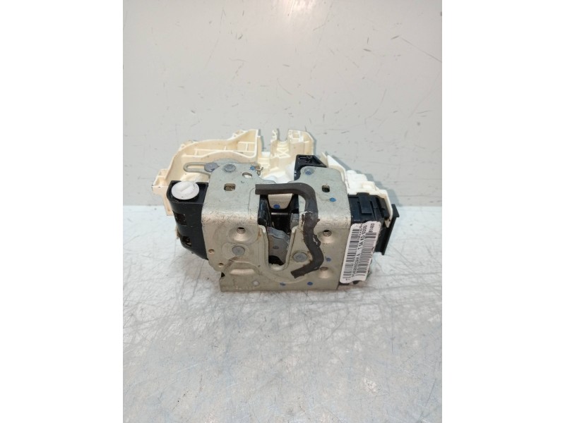 Recambio de motor cierre centralizado trasero derecho para jeep gr.cherokee (wk) 3.0 crd limited referencia OEM IAM 004589922AH 