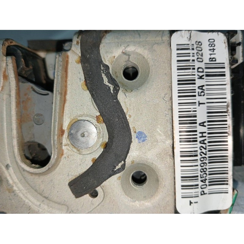 Recambio de motor cierre centralizado trasero derecho para jeep gr.cherokee (wk) 3.0 crd limited referencia OEM IAM 004589922AH 