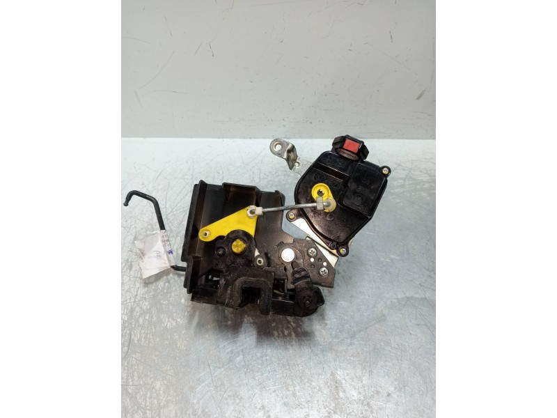 Recambio de motor cierre centralizado trasero izquierdo para kia rio 1.5 crdi ex1 referencia OEM IAM   5P