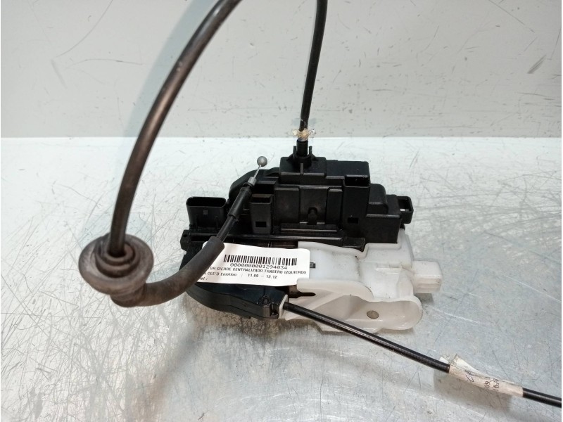 Recambio de motor cierre centralizado trasero izquierdo para kia cee´d emotion referencia OEM IAM   5P