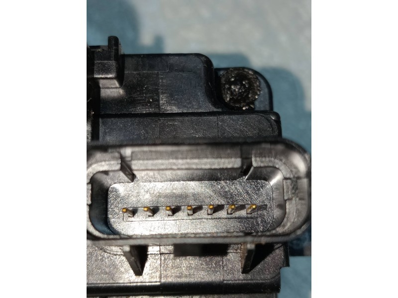 Recambio de motor cierre centralizado delantero derecho para kia cee´d emotion referencia OEM IAM  5P 5P