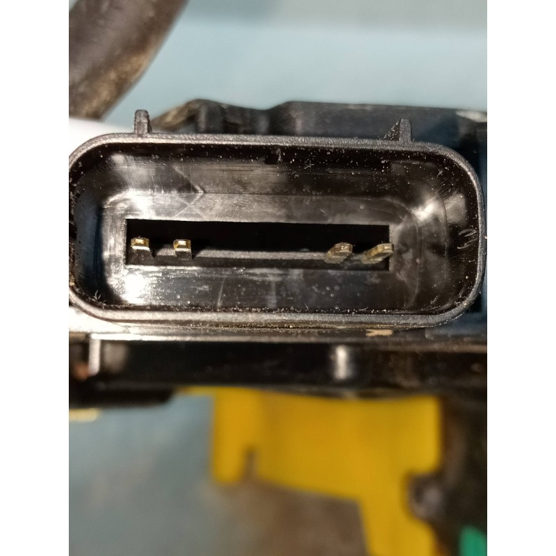 Recambio de motor cierre centralizado delantero derecho para kia cee´d 1.6 crdi cat referencia OEM IAM 81320A2110  5P