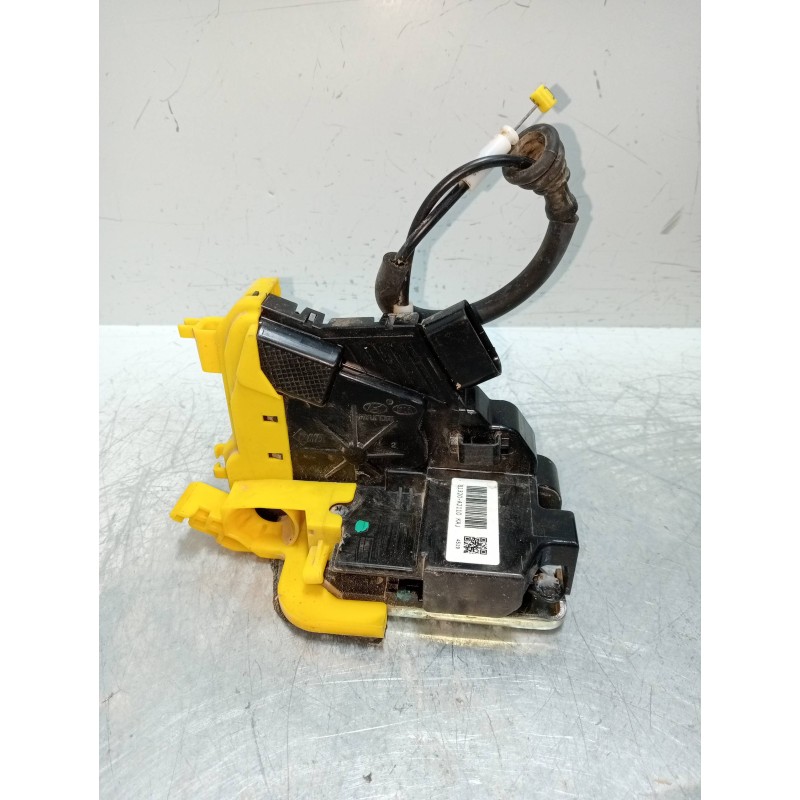 Recambio de motor cierre centralizado delantero derecho para kia cee´d 1.6 crdi cat referencia OEM IAM 81320A2110  5P