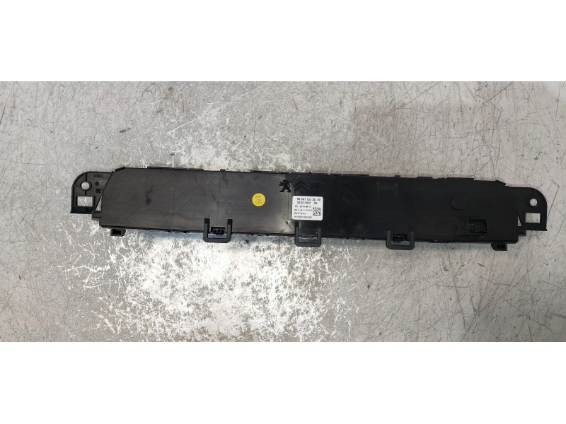 Recambio de mando calefaccion / aire acondicionado para toyota proace verso compact shuttle referencia OEM IAM 98081723ZD  