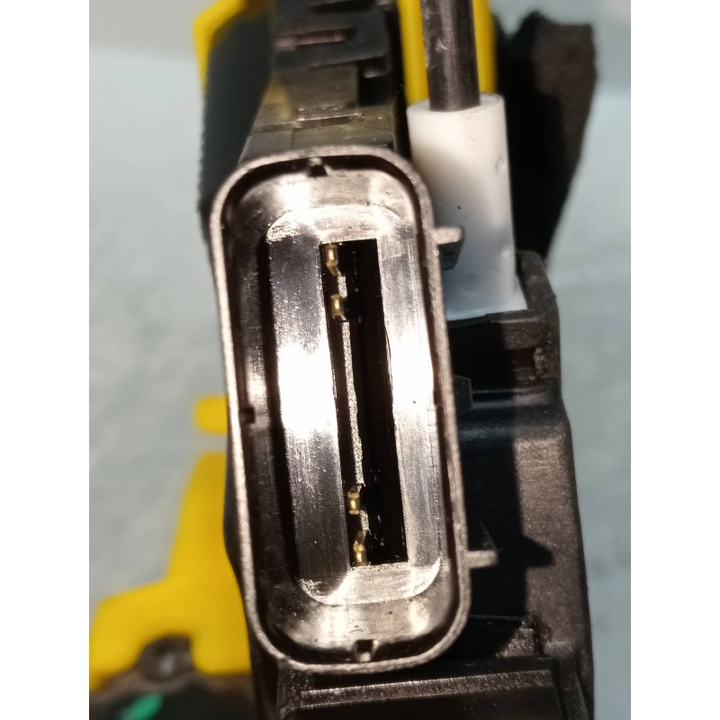Recambio de motor cierre centralizado delantero derecho para kia cee´d drive referencia OEM IAM 81320A2410  5P
