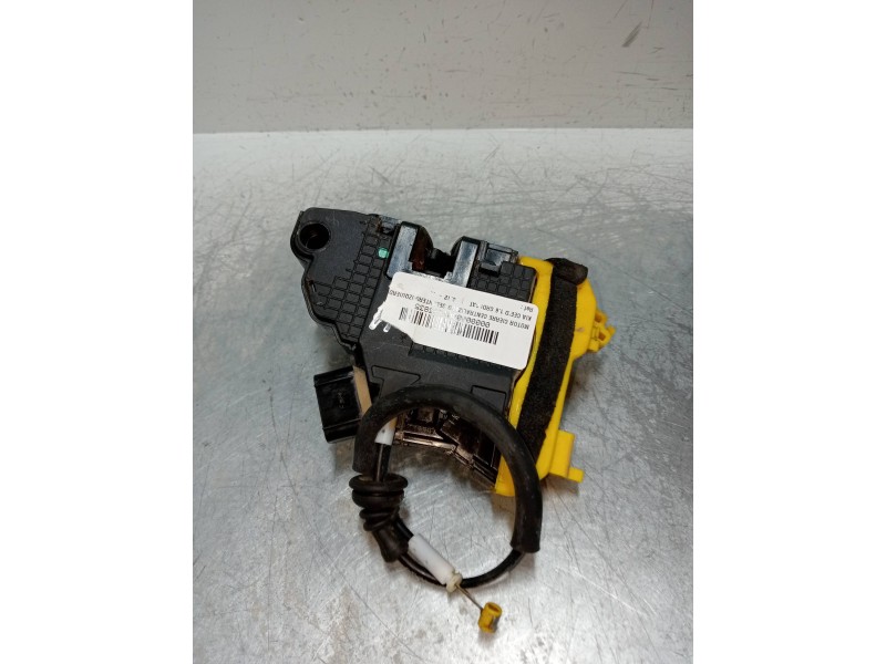 Recambio de motor cierre centralizado delantero izquierdo para kia cee´d 1.6 crdi cat referencia OEM IAM 81310A2100 5P 5P