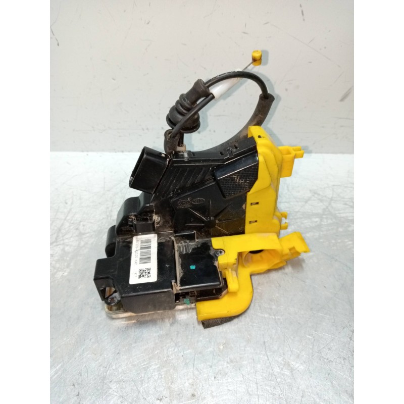 Recambio de motor cierre centralizado delantero izquierdo para kia cee´d 1.6 crdi cat referencia OEM IAM 81310A2100 5P 5P