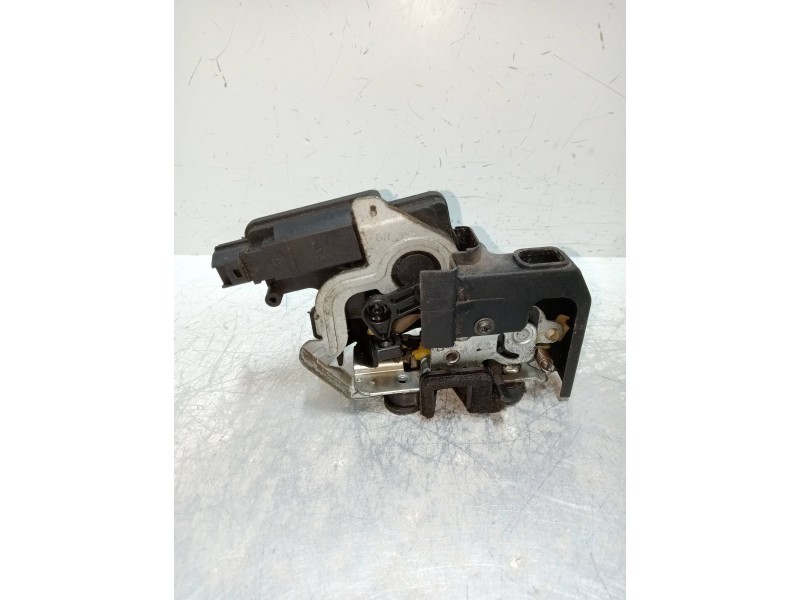 Recambio de motor cierre centralizado trasero derecho para kia picanto 1.1 ex referencia OEM IAM   5P