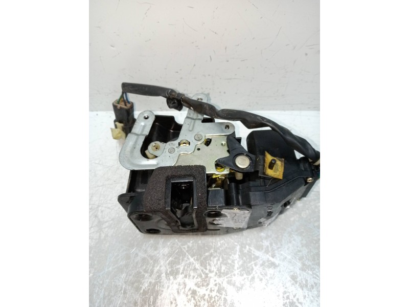 Recambio de motor cierre centralizado trasero izquierdo para kia cerato 2.0 turbodiesel cat referencia OEM IAM   4P