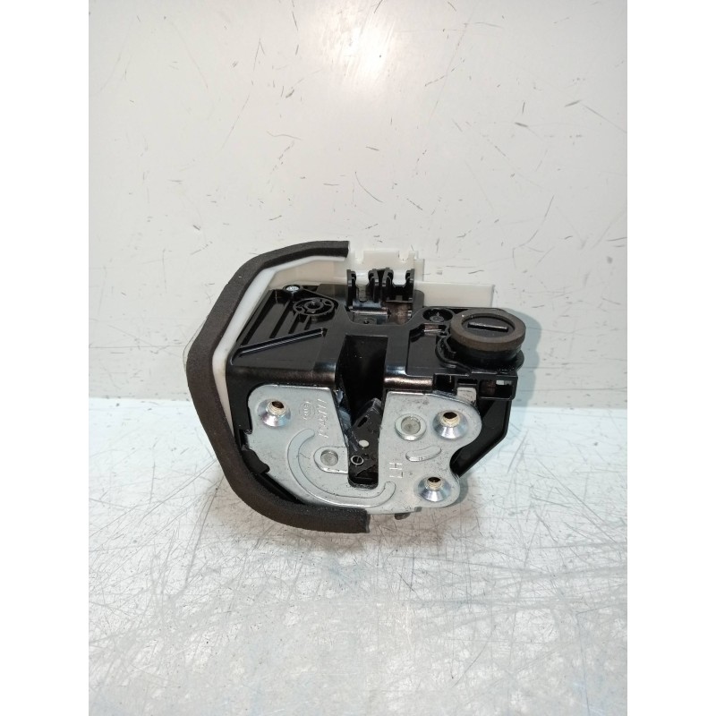 Recambio de motor cierre centralizado trasero izquierdo para kia picanto (ja) gt line referencia OEM IAM A045777  5P