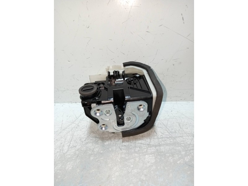 Recambio de motor cierre centralizado trasero derecho para kia picanto (ja) gt line referencia OEM IAM   5P